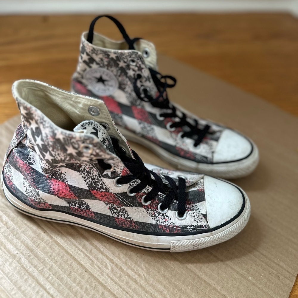 CONVERSE Chuck Taylor CT HI All Star Unisex Stars Stripes. M7, W9. High Top.